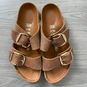 Birkinstock - Brown Arizona Sandal with Large Gold Buckle